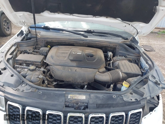 2018 Jeep Grand Cherokee Altitude with VIN 1C4RJEAGXJC171254, listed as a IAAI auction lot 42192395 with 210,890 mi miles and . Bid and sale history available at DreamBid. Image 10.