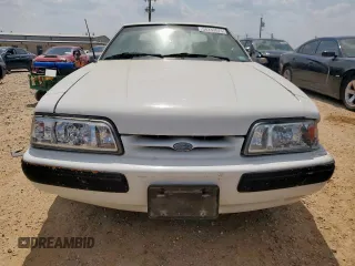 1989 Ford Mustang with VIN 1FABP41E3KF176536, listed as a Copart auction lot 58233075 with 17,202 mi miles and Salvage title. Bid and sale history available at DreamBid. Image 5.