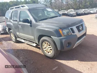 2015 Nissan Xterra S with VIN 5N1AN0NU2FN664390, listed as a IAAI auction lot 41543978 with 200,296 mi miles and . Bid and sale history available at DreamBid. Image 1.