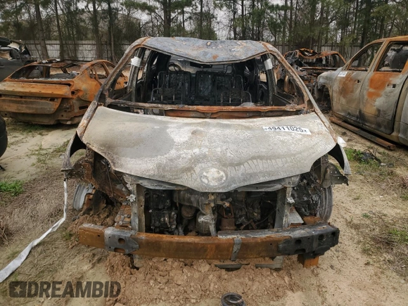 2016 Toyota Sienna LE AAS with VIN 5TDKK3DC7GS716104, listed as a Copart auction lot 49411025 with 0 mi miles and Salvage Title. Bid and sale history available at carsss.com. Image 5.