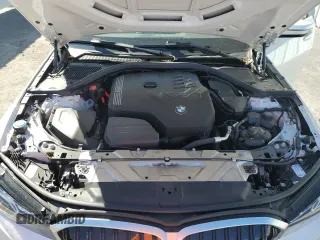 2024 BMW 3 Series 330i with VIN 3MW69FF09R8E39109, listed as a Copart auction lot 48945895 with 33,085 mi miles and Clean Title. Bid and sale history available at carsss.com. Image 11.