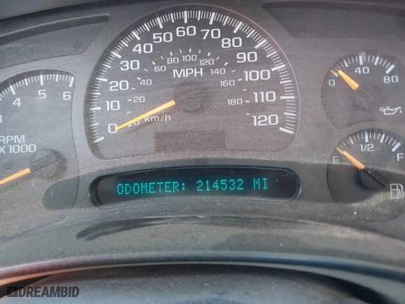 2004 GMC Sierra 2500 Crew Cab SLE with VIN 1GTGK23U84F132767, listed as a IAAI auction lot 41764399 with 214,532 mi miles. Bid and sale history available at carsss.com. Image 7.