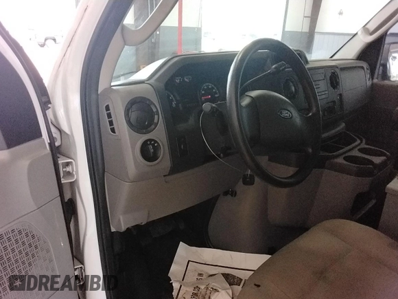 2013 Ford Econoline Cargo Commercial с VIN 1FTNE2EL2DDA49804, выставлен на аукционе IAAI как лот 42857242 с пробегом 101 444 миль миль и . История ставок и продаж доступна на DreamBid. Изображение 27.