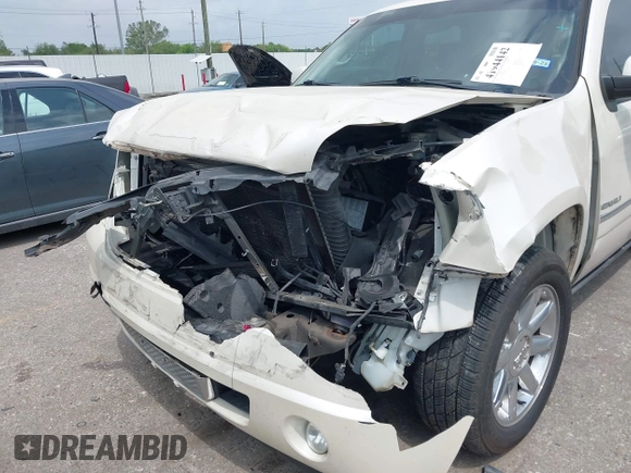 2013 GMC Yukon Denali with VIN 1GKS1EEF5DR326804, listed as a IAAI auction lot 41944142 with 1 mi miles. Bid and sale history available at carsss.com. Image 6.