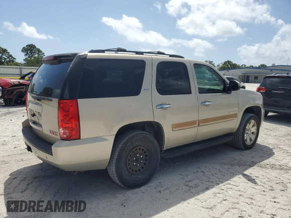 2008 GMC Yukon SLT w/4SB with VIN 1GKFC13J38R190951, listed as a Copart auction lot 51834675 with 318,558 mi miles and Clean Title. Bid and sale history available at carsss.com. Image 3.