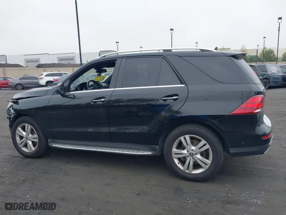 2016 Mercedes-Benz GLE with VIN 4JGDA5JB6GA773437, listed as a IAAI auction lot 41972901 with 41,160 mi miles. Bid and sale history available at carsss.com. Image 14.