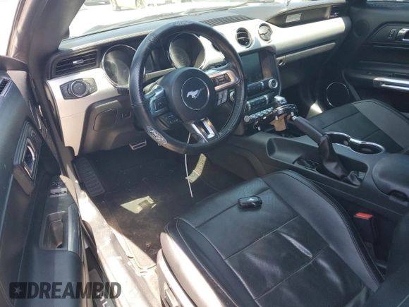 2015 Ford Mustang GT z VIN 1FA6P8CF2F5380061, wystawiony jako Copart lot #55705915 z przebiegiem 124 230 mil mil oraz Szkody całkowita. Historia ofert i sprzedaży dostępna na DreamBid. Obrazek 8.