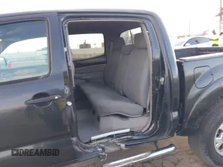2008 Toyota Tacoma PreRunner with VIN 3TMJU62N88M058614, listed as a IAAI auction lot 41442510 with 140,973 mi miles. Bid and sale history available at carsss.com. Image 6.