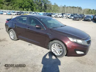 2013 Kia Optima LX z VIN 5XXGM4A72DG257851, wystawiony jako Copart lot #52409785 z przebiegiem 43 699 mil mil oraz Szkody całkowita. Historia ofert i sprzedaży dostępna na DreamBid. Obrazek 4.