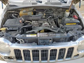 2005 Jeep Liberty Limited with VIN 1J8GL58K35W724478, listed as a Copart auction lot 61165405 with 202,099 mi miles and Salvage title. Bid and sale history available at DreamBid. Image 11.