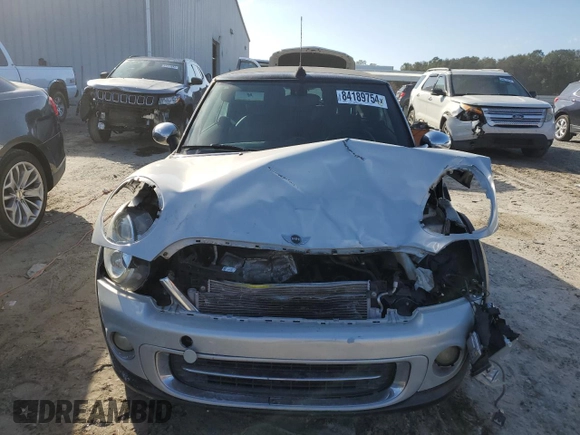 2015 MINI Convertible with VIN WMWZN3C50FT861992, listed as a Copart auction lot 84189754 with Not provided miles and Salvage title. Bid and sale history available at DreamBid. Image 5.