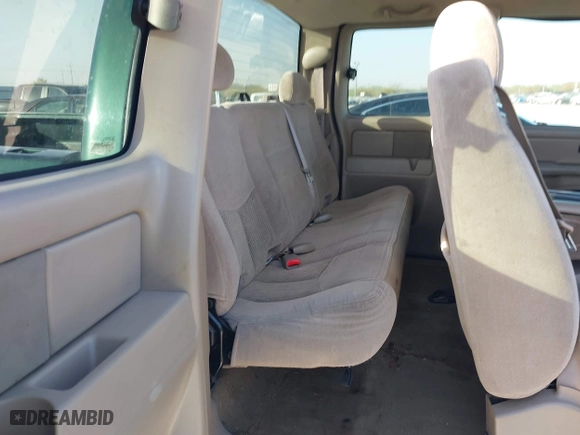 2006 Chevrolet Silverado 1500 LS with VIN 1GCEC19V46Z157794, listed as a IAAI auction lot 41810119 with 1 mi miles. Bid and sale history available at carsss.com. Image 8.