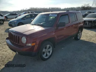 2013 Jeep Patriot Limited z VIN 1C4NJRCBXDD123811, wystawiony jako Copart lot #42999455 z przebiegiem 131 075 mil mil oraz Czysty tytuł • Clean title. Historia ofert i sprzedaży dostępna na DreamBid. Obrazek 1.