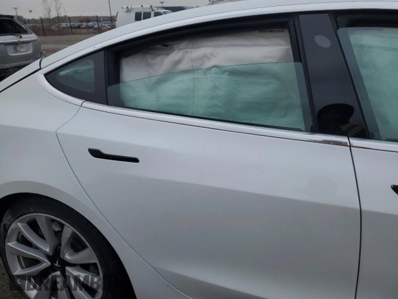 2019 Tesla Model 3 Mid Range with VIN 5YJ3E1EA8KF466382, listed as a Copart auction lot 46578205 with Not Provided miles and Salvage Title. Bid and sale history available at DreamBid. Image 10.