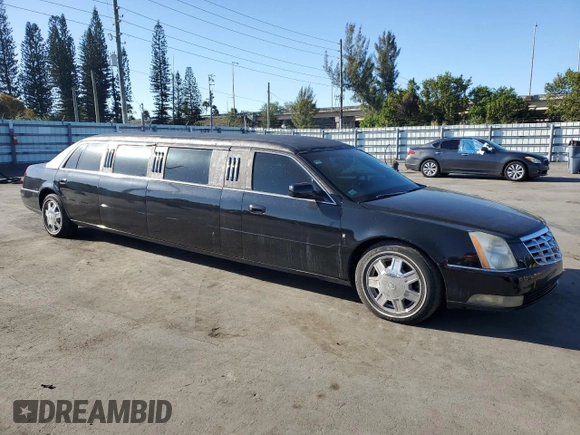 2006 Cadillac DTS Professional z VIN 1GEEH96Y26U550387, wystawiony jako Copart lot #47643785 z przebiegiem 225 562 mil mil oraz Tytuł czysty. Historia ofert i sprzedaży dostępna na DreamBid. Obrazek 4.