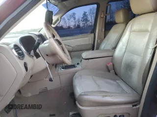 2006 Ford Explorer Limited z VIN 1FMEU75886UA38090, wystawiony jako Copart lot #84542404 z przebiegiem 231 921 mil mil oraz Szkoda całkowita • Salvage title. Historia ofert i sprzedaży dostępna na DreamBid. Obrazek 7.
