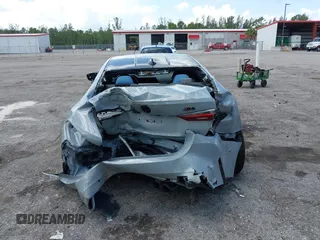 2022 BMW M4 Competition xDrive z VIN WBS43AZ04NCK16515, wystawiony jako IAAI lot #42505726 z przebiegiem Nie podano mil oraz . Historia ofert i sprzedaży dostępna na DreamBid. Obrazek 16.