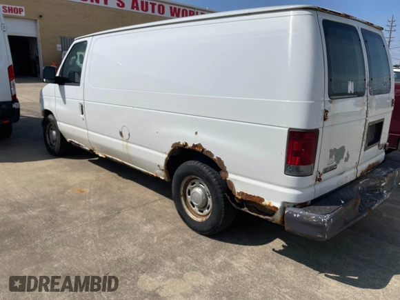 2006 Ford Econoline Cargo with VIN 1FTRE14W76HB24872, listed as a IAAI auction lot 42081212 with Not Provided miles and . Bid and sale history available at carsss.com. Image 3.