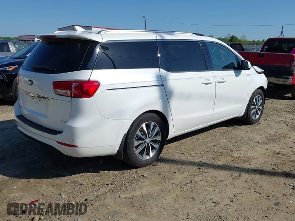 2017 Kia Sedona SX with VIN KNDMC5C12H6329656, listed as a IAAI auction lot 41980895 with 111,318 mi miles. Bid and sale history available at carsss.com. Image 4.