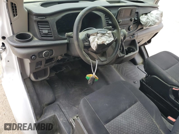 2024 Ford Transit Cargo with VIN 1FTBR1Y82RKA68798, listed as a Copart auction lot 51338075 with 8,653 mi miles and Clean title. Bid and sale history available at DreamBid. Image 8.
