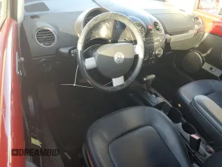 2008 Volkswagen Beetle SE with VIN 3VWRF31Y78M415480, listed as a Copart auction lot 42852025 with 35,799 mi miles and Clean title. Bid and sale history available at DreamBid. Image 8.