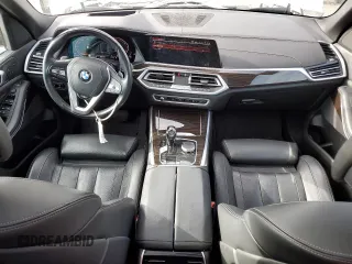 2020 BMW X5 xDrive40i with VIN 5UXCR6C04L9B36134, listed as a Copart auction lot 52220665 with 51,285 mi miles and Salvage title. Bid and sale history available at DreamBid. Image 8.