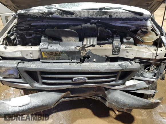2004 Ford Econoline Passenger XL with VIN 1FBSS31L04HA31211, listed as a Copart auction lot 45018845 with 388,248 mi miles and Salvage Title. Bid and sale history available at carsss.com. Image 12.