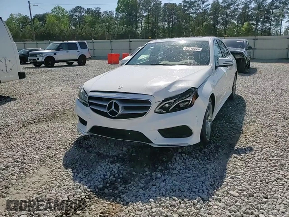 2016 Mercedes-Benz E 350 Luxury with VIN WDDHF8JB2GB326838, listed as a Copart auction lot 52218495 with 58,266 mi miles and Salvage Title. Bid and sale history available at DreamBid. Image 13.