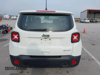 2020 Jeep Renegade Jeepster with VIN ZACNJAAB4LPL64670, listed as a IAAI auction lot 42390799 with 92,899 mi miles and . Bid and sale history available at DreamBid. Image 16.