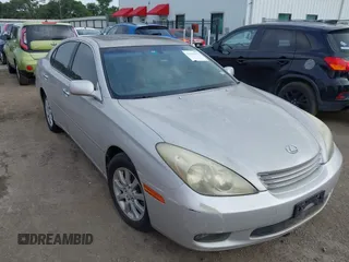 2004 Lexus ES 330 with VIN JTHBA30G445008940, listed as a IAAI auction lot 42127832 with 158,915 mi miles. Bid and sale history available at carsss.com. Image 1.