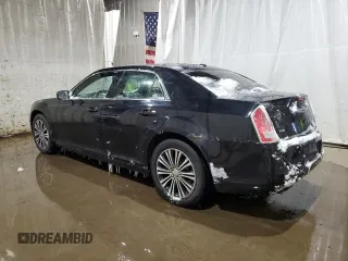 2013 Chrysler 300 S z VIN 2C3CCAGG2DH505279, wystawiony jako Copart lot #43584625 z przebiegiem 155 645 mil mil oraz Szkoda całkowita • Salvage title. Historia ofert i sprzedaży dostępna na DreamBid. Obrazek 2.