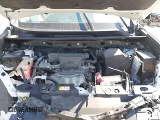 2018 Toyota RAV4 XLE with VIN JTMRFREV1JJ259705, listed as a IAAI auction lot 41779233 with 73,099 mi miles. Bid and sale history available at carsss.com. Image 10.