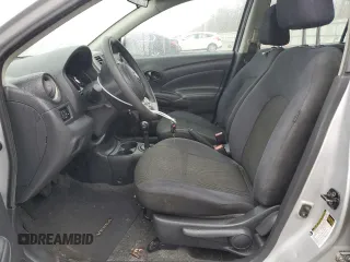 2012 Nissan Versa S z VIN 3N1CN7APXCL816002, wystawiony jako Copart lot #49552405 z przebiegiem 90 082 mil mil oraz Czysty tytuł • Clean title. Historia ofert i sprzedaży dostępna na DreamBid. Obrazek 7.