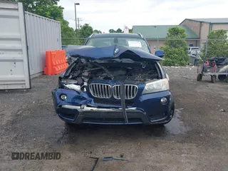 2011 BMW X3 28i z VIN 5UXWX5C5XBL707181, wystawiony jako IAAI lot #42250497 z przebiegiem 62 431 mil mil oraz . Historia ofert i sprzedaży dostępna na DreamBid. Obrazek 12.