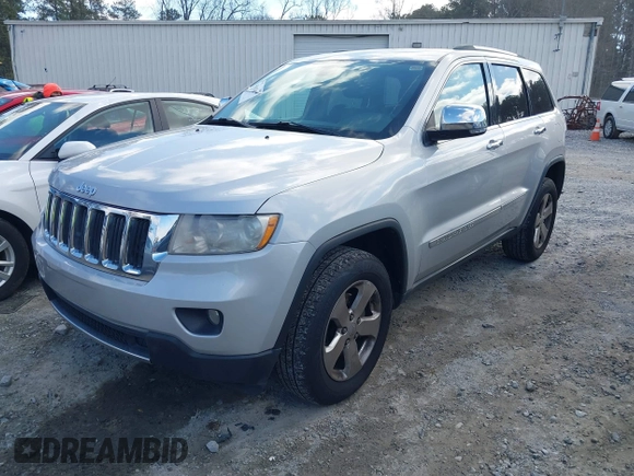 2013 Jeep Grand Cherokee Limited with VIN 1C4RJEBG2DC578388, listed as a IAAI auction lot 41624008 with 182,970 mi miles. Bid and sale history available at carsss.com. Image 2.