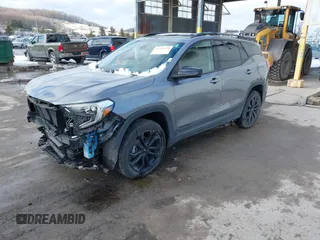 2020 GMC Terrain SLE with VIN 3GKALTEV6LL227822, listed as a IAAI auction lot 41330529 with 31,833 mi miles. Bid and sale history available at carsss.com. Image 2.