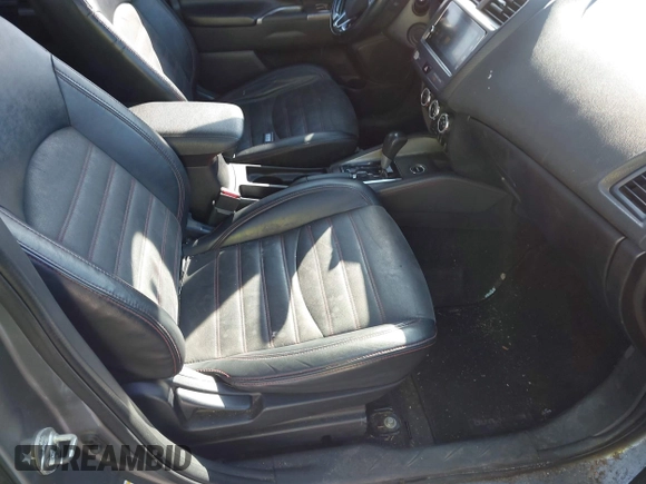 2018 Mitsubishi Outlander SE with VIN JA4AR3AW4JZ034691, listed as a IAAI auction lot 42004538 with 130,617 mi miles and . Bid and sale history available at DreamBid. Image 5.