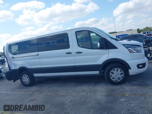 2023 Ford Transit Passenger XL with VIN 1FBAX2YG6PKB08879, listed as a IAAI auction lot 42137671 with 44,204 mi miles. Bid and sale history available at carsss.com. Image 13.