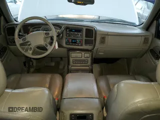 2005 GMC Sierra Denali z VIN 2GTEK63N951254277, wystawiony jako Copart lot #47635015 z przebiegiem 177 167 mil mil oraz Szkody całkowita. Historia ofert i sprzedaży dostępna na DreamBid. Obrazek 8.