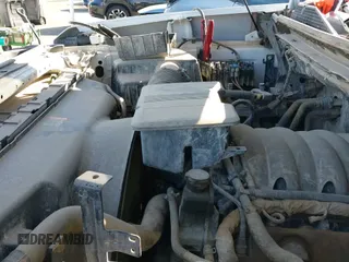 2021 Chevrolet Silverado 2500HD Work Truck z VIN 1GC1YLE77MF134804, wystawiony jako IAAI lot #41492755 z przebiegiem 82 427 mil mil oraz . Historia ofert i sprzedaży dostępna na DreamBid. Obrazek 18.