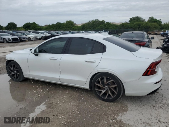 2020 Volvo S60 Momentum with VIN 7JR102FK1LG064974, listed as a Copart auction lot 57457794 with 32,520 mi miles and Salvage Title. Bid and sale history available at carsss.com. Image 2.