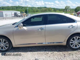 2010 Lexus ES 330 with VIN JTHBK1EG4A2390829, listed as a IAAI auction lot 42120535 with 111,764 mi miles and . Bid and sale history available at DreamBid. Image 15.