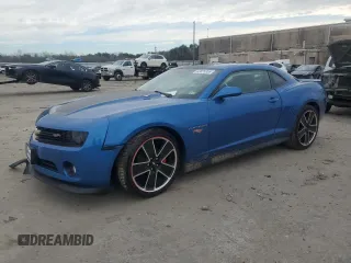 2013 Chevrolet Camaro LT with VIN 2G1FC1E32D9214230, listed as a Copart auction lot 43825355 with 47,523 mi miles and Salvage Title. Bid and sale history available at carsss.com. Image 1.