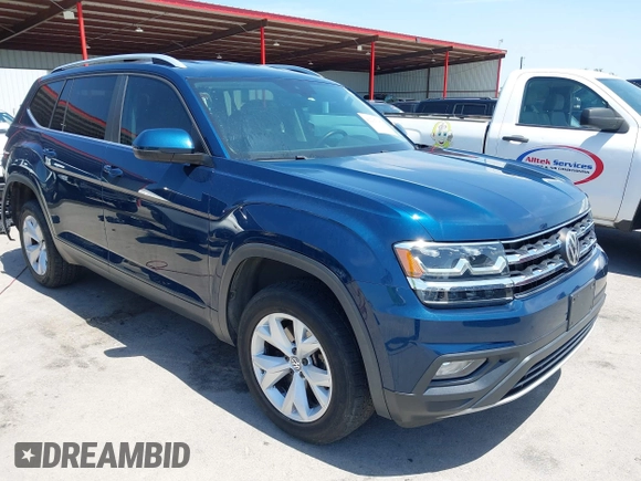 2018 Volkswagen Atlas SE with VIN 1V2LR2CAXJC558200, listed as a IAAI auction lot 42297089 with 95,366 mi miles and . Bid and sale history available at DreamBid. Image 1.