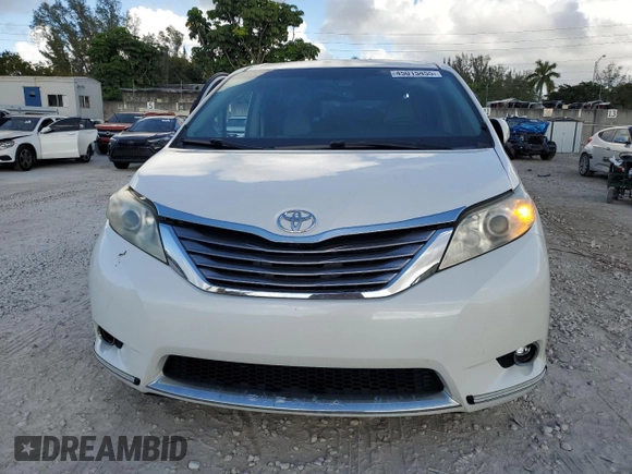 2017 Toyota Sienna XLE Auto Access Seat with VIN 5TDYZ3DC3HS801416, listed as a Copart auction lot 45015455 with 66,951 mi miles and Salvage Title. Bid and sale history available at carsss.com. Image 5.