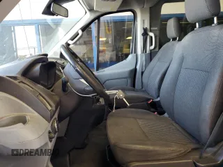 2017 Ford Transit Passenger XL z VIN 1FBAX2CG1HKB53933, wystawiony jako Copart lot #71835964 z przebiegiem 118 240 mil mil oraz Szkoda całkowita • Salvage title. Historia ofert i sprzedaży dostępna na DreamBid. Obrazek 7.