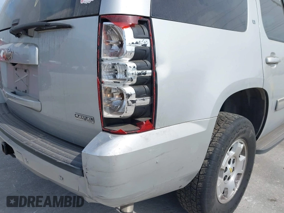 2010 Chevrolet Tahoe LT with VIN 1GNUCBE04AR279051, listed as a IAAI auction lot 41842291 with 227,227 mi miles and . Bid and sale history available at DreamBid. Image 6.