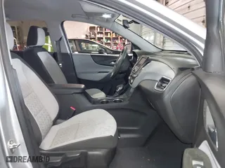 2022 Chevrolet Equinox LS with VIN 3GNAXSEV7NS183856, listed as a IAAI auction lot 41480951 with 89,226 mi miles. Bid and sale history available at carsss.com. Image 5.