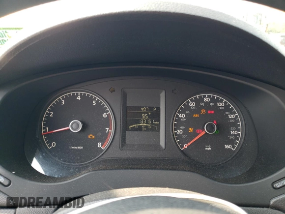 2011 Volkswagen Jetta SE with VIN 3VWDZ7AJXBM374152, listed as a Copart auction lot 60726265 with 133,161 mi miles and Salvage title. Bid and sale history available at DreamBid. Image 9.