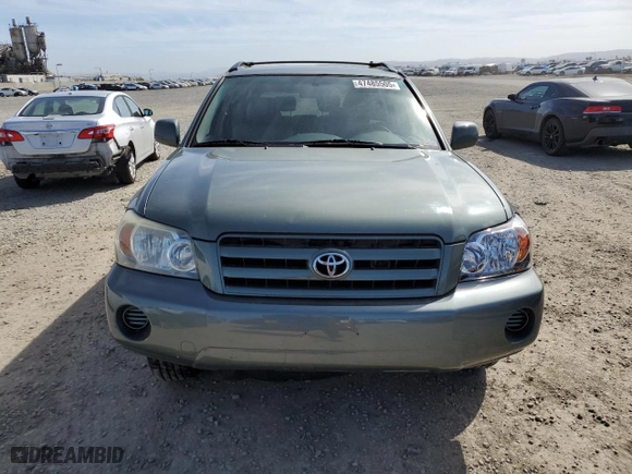 2004 Toyota Highlander with VIN JTEDP21A540013800, listed as a Copart auction lot 47485505 with 128,236 mi miles and Salvage Title. Bid and sale history available at carsss.com. Image 5.